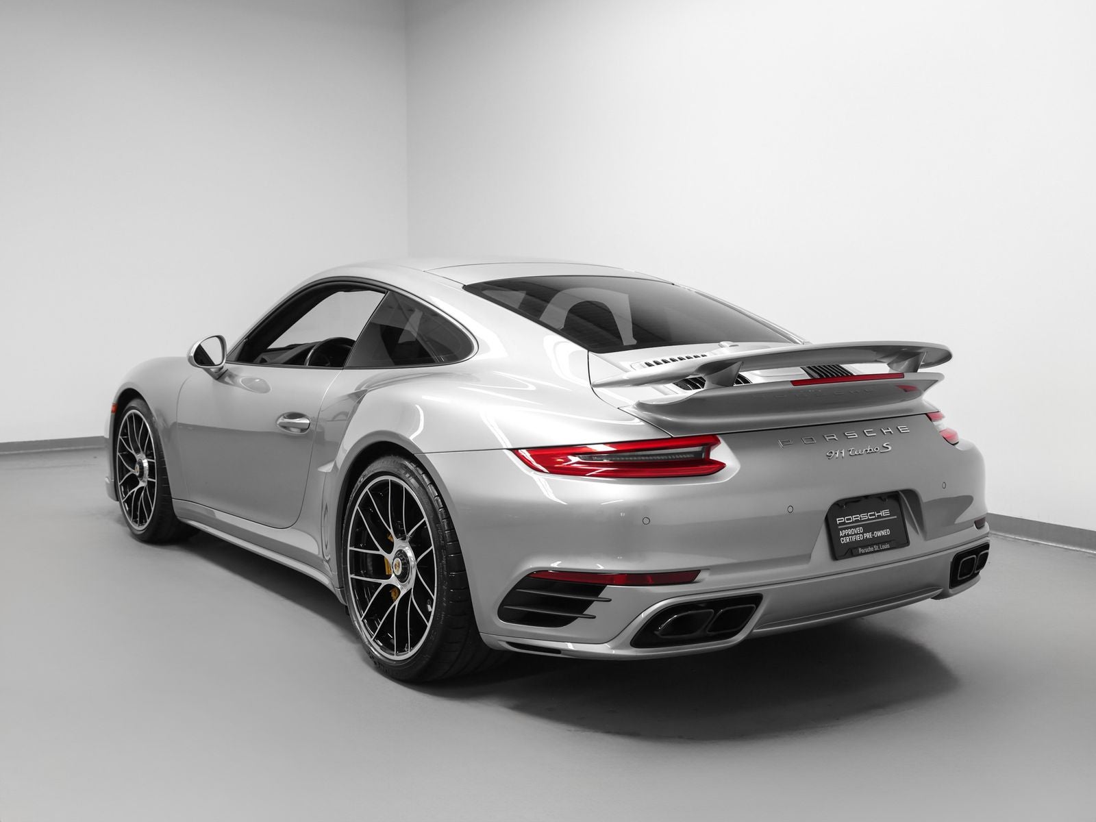 2017 Porsche 911 Turbo S