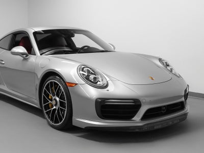 2017 Porsche 911 Turbo S