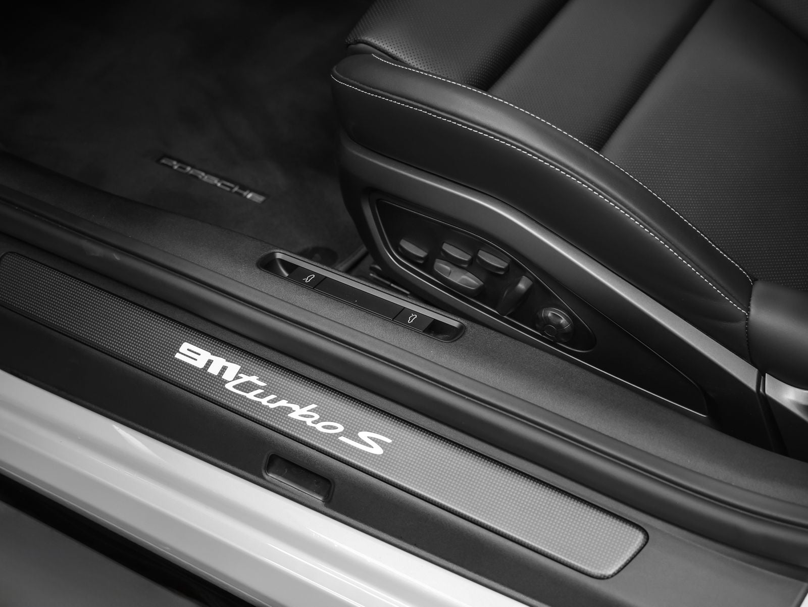 2025 Porsche 911 911 Turbo S