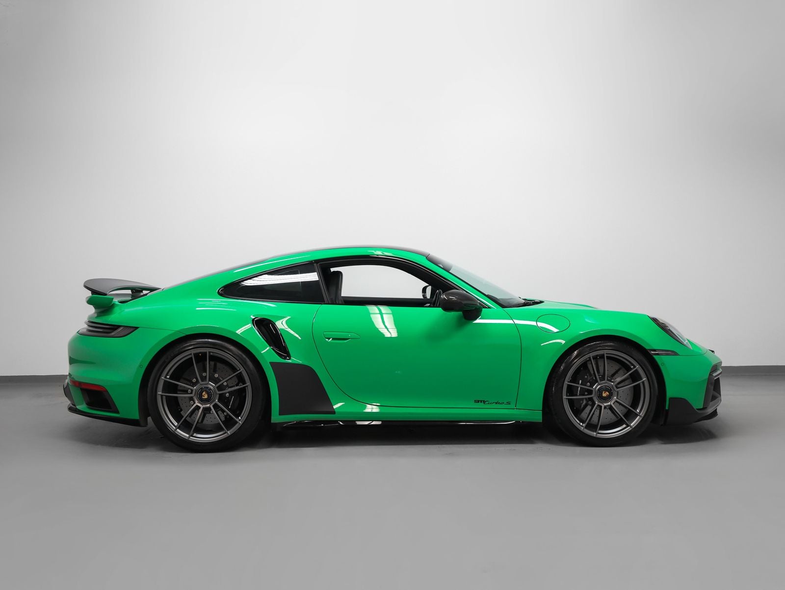 2022 Porsche 911 Turbo S