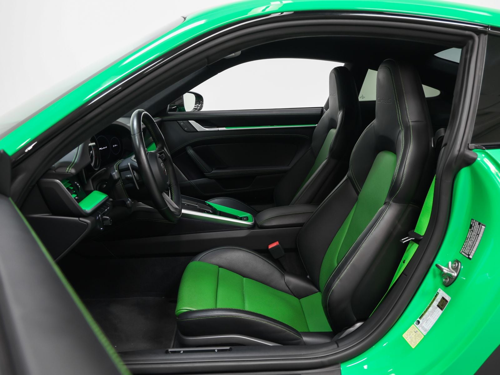 2022 Porsche 911 Turbo S