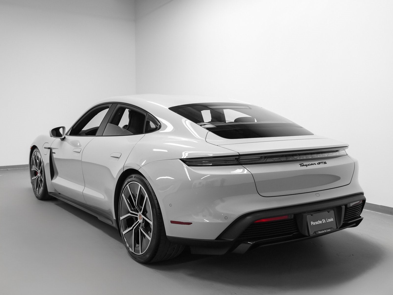 2026 Porsche Taycan Taycan GTS