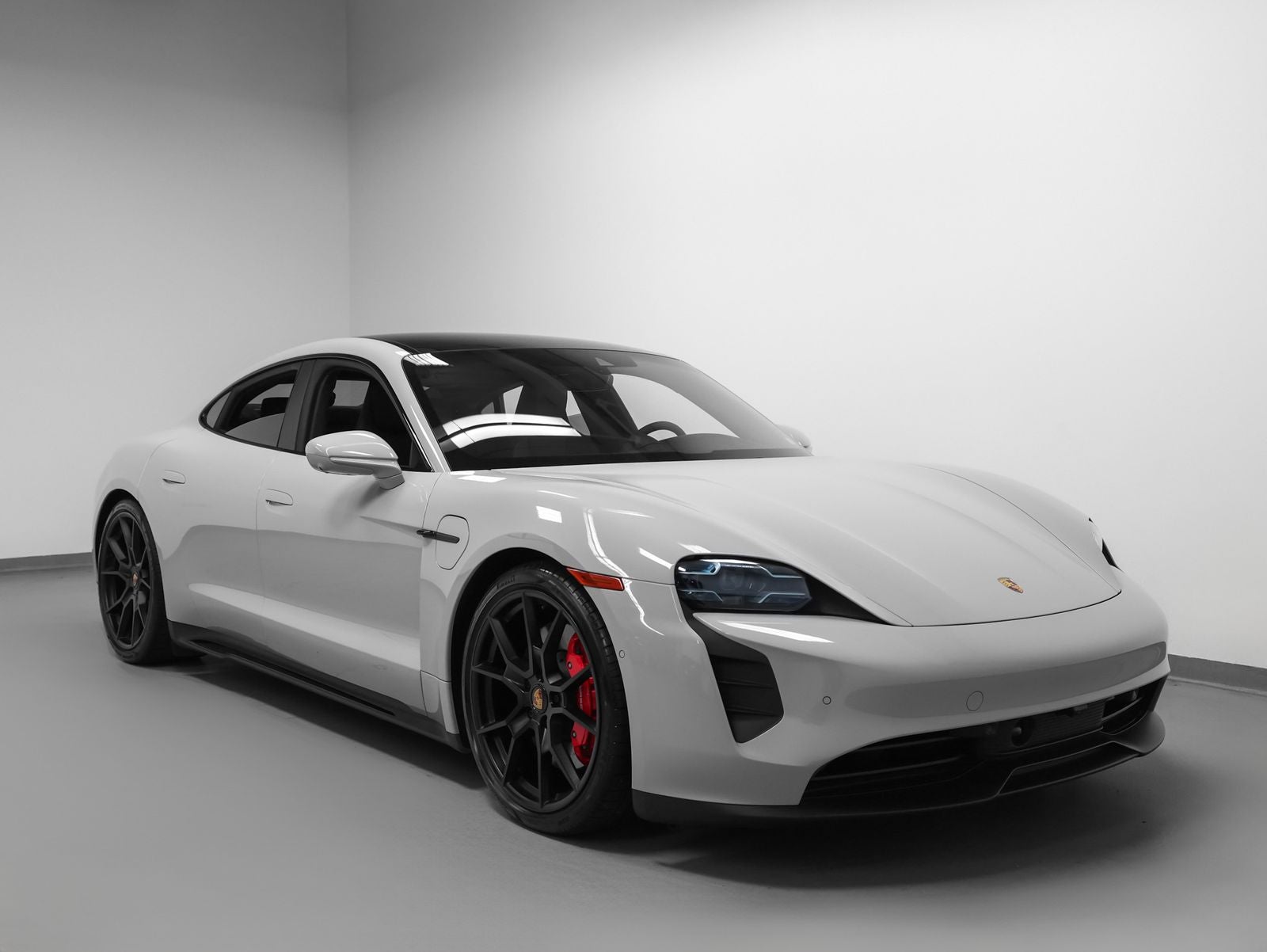 2024 Porsche Taycan Taycan GTS