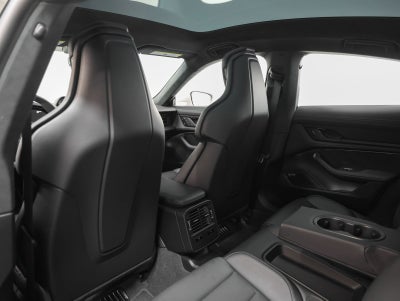 2024 Porsche Taycan Taycan GTS