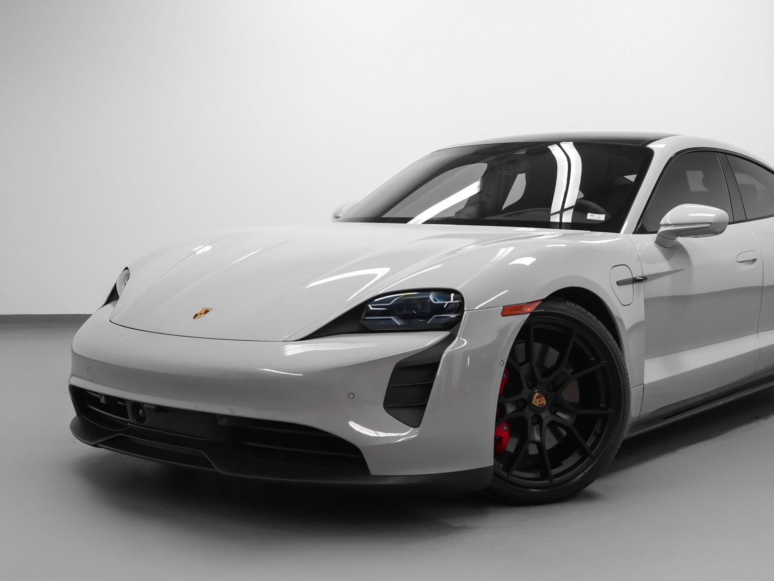2024 Porsche Taycan Taycan GTS