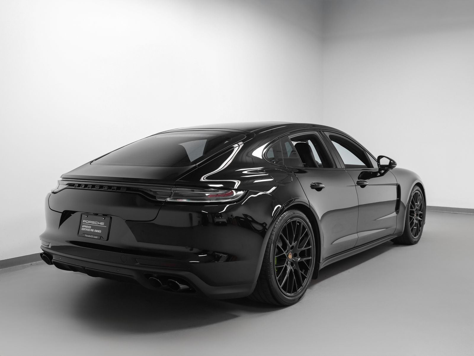 2023 Porsche Panamera Panamera 4 E-Hybrid (MY23)