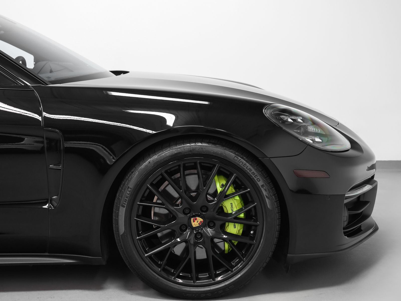 2023 Porsche Panamera Panamera 4 E-Hybrid (MY23)