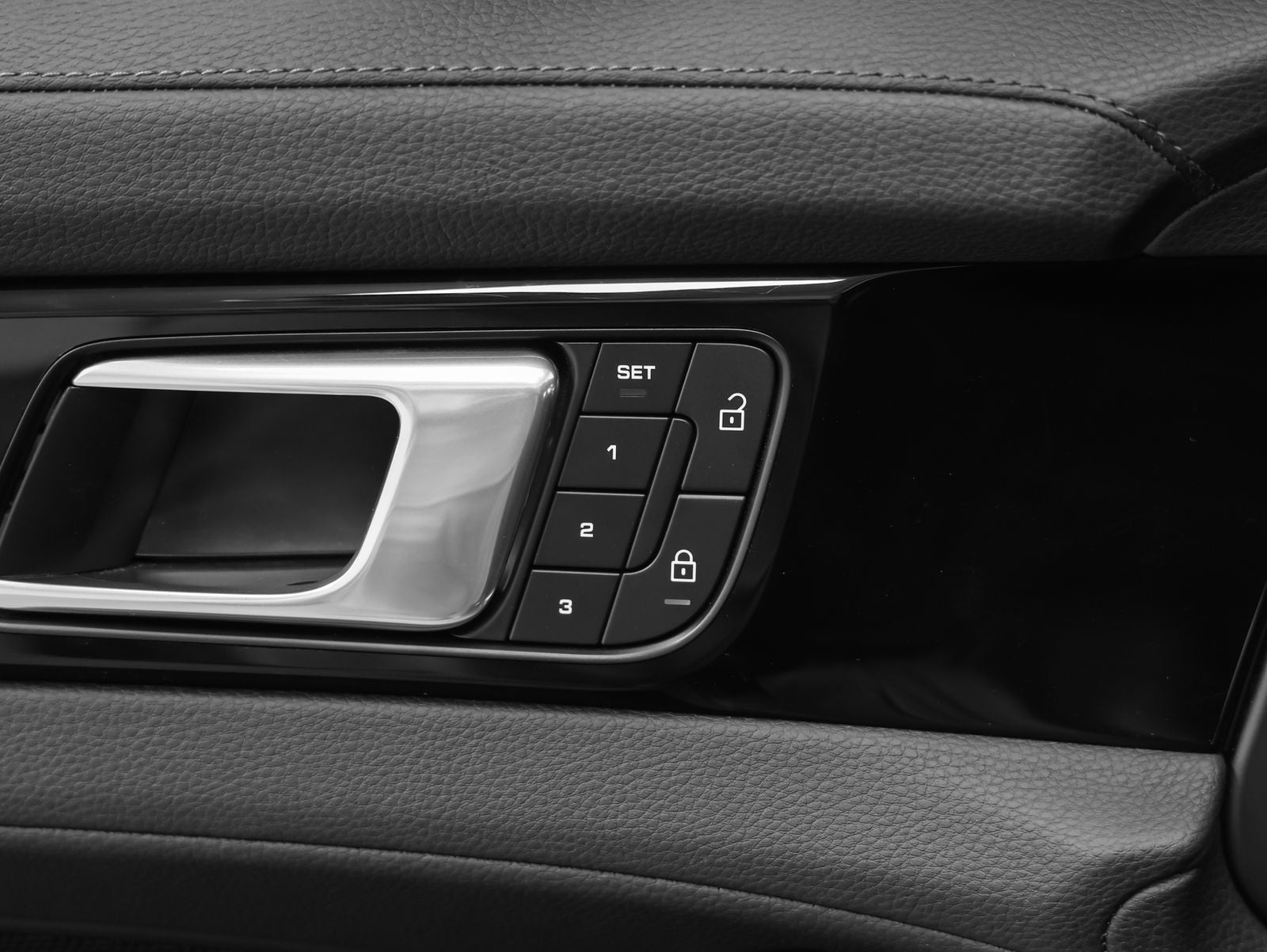 2023 Porsche Panamera Panamera 4 E-Hybrid (MY23)
