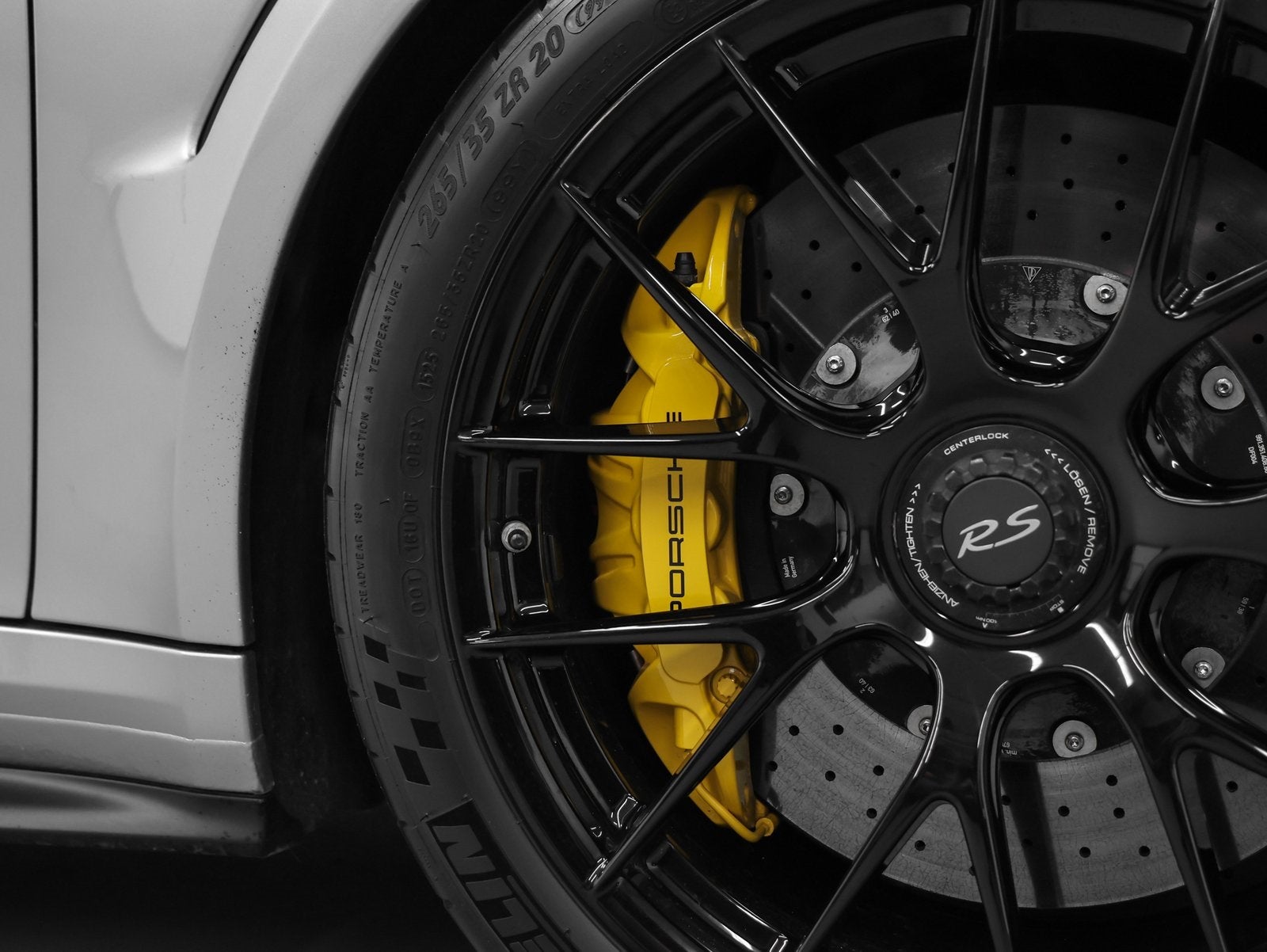 2018 Porsche 911 911 GT2 RS