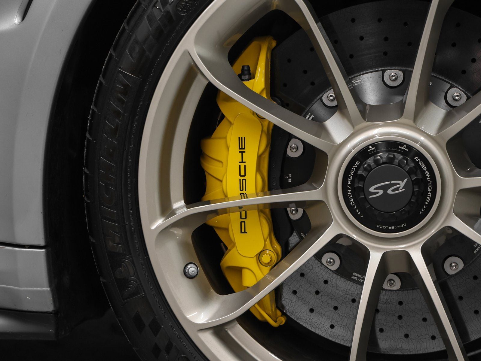 2019 Porsche 911 911 GT2 RS