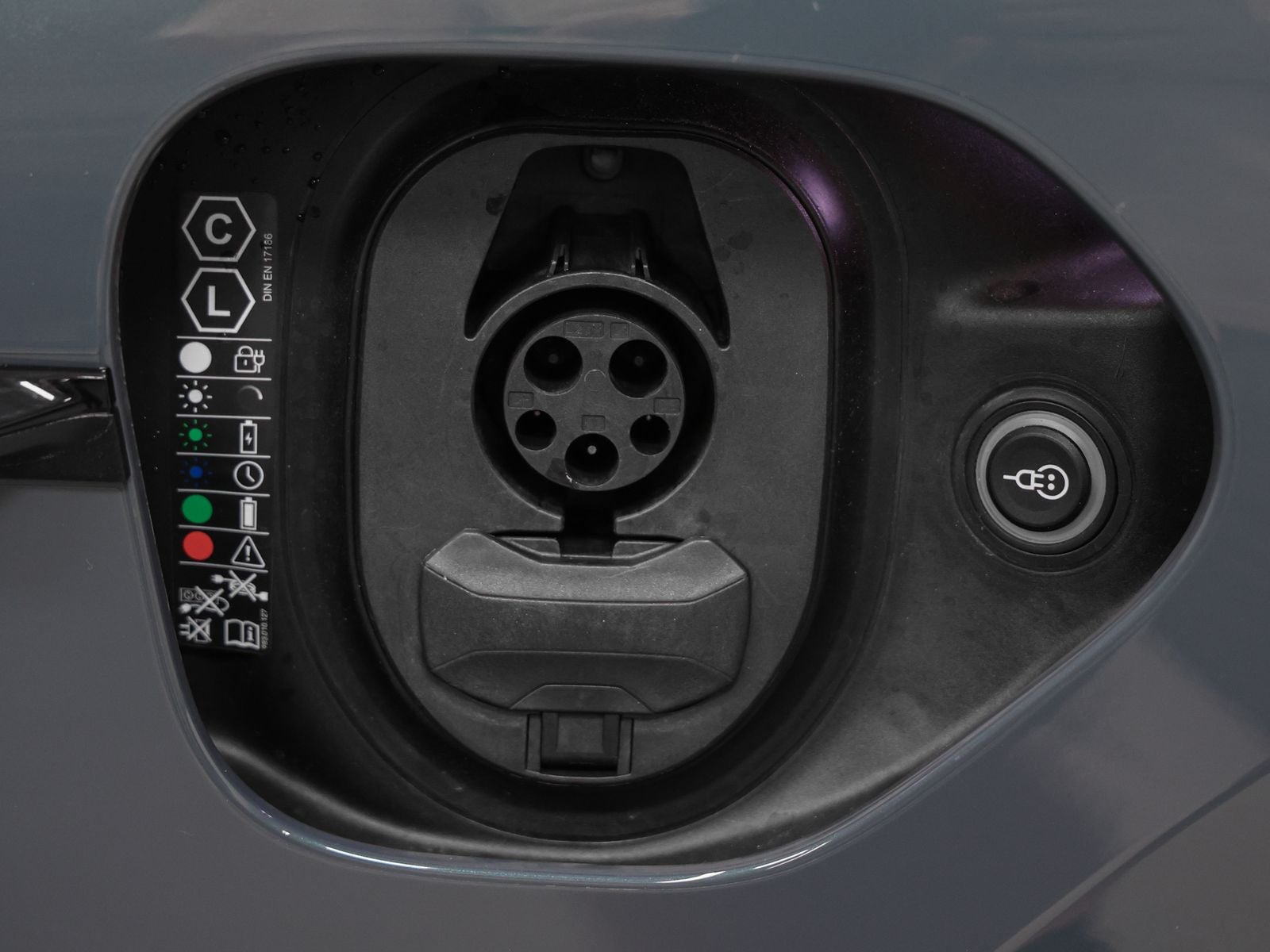 2025 Porsche Taycan Turbo GT