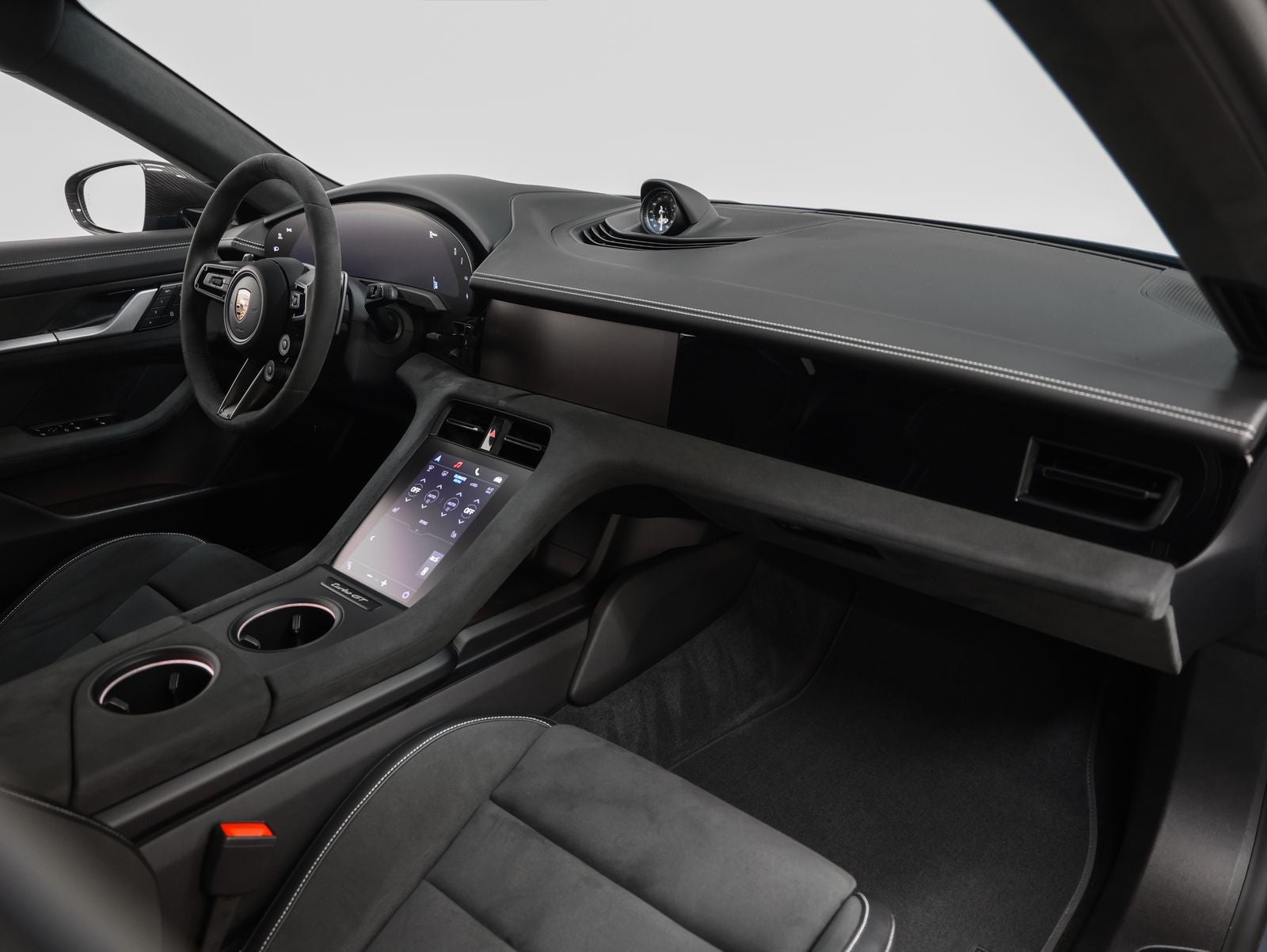 2025 Porsche Taycan Turbo GT