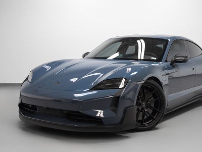 2025 Porsche Taycan Turbo GT