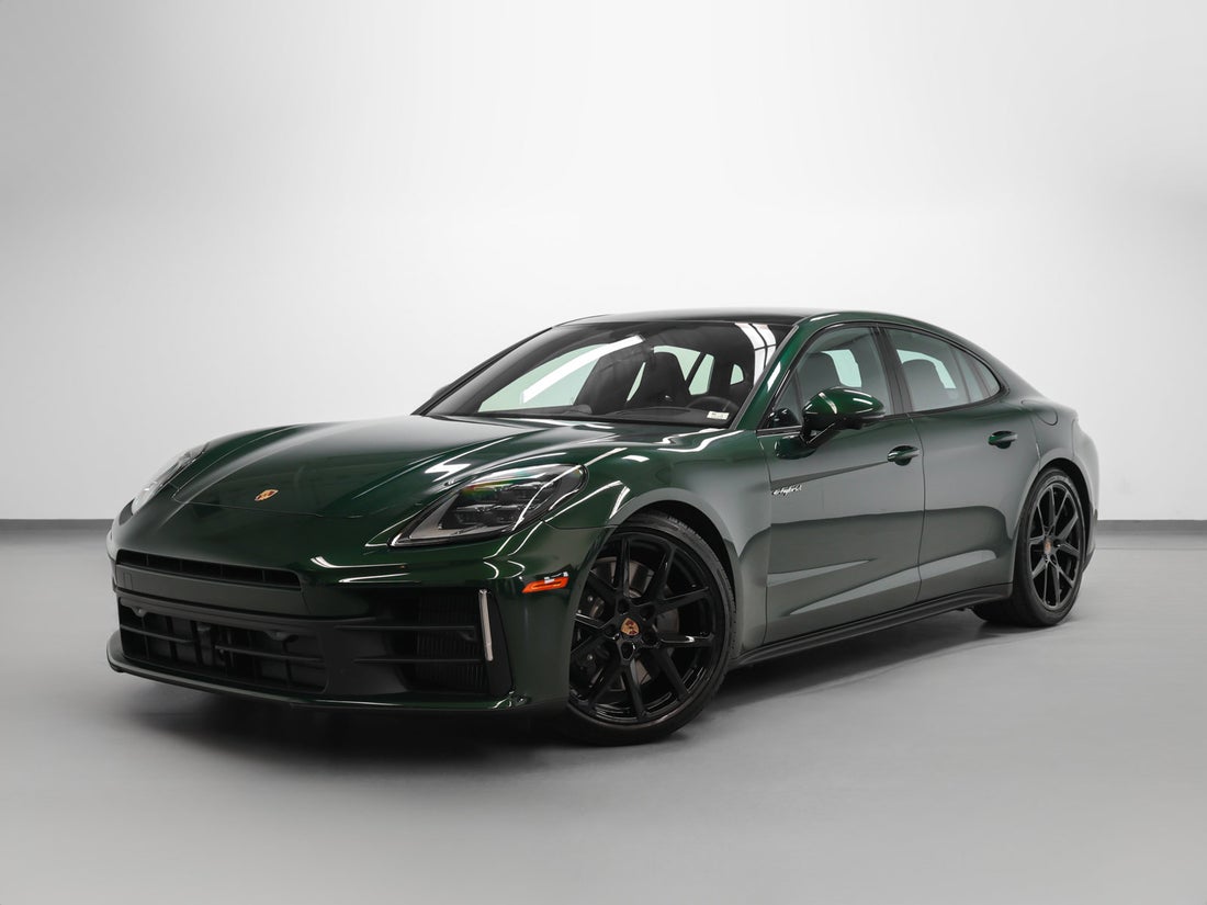 2026 Porsche Panamera 4 E-Hybrid — photo 1 of 44