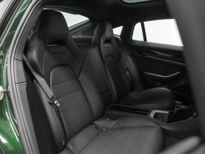 2026 Porsche Panamera Panamera 4 E-Hybrid