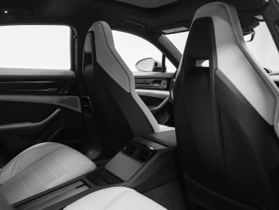 2026 Porsche Panamera Panamera 4 E-Hybrid