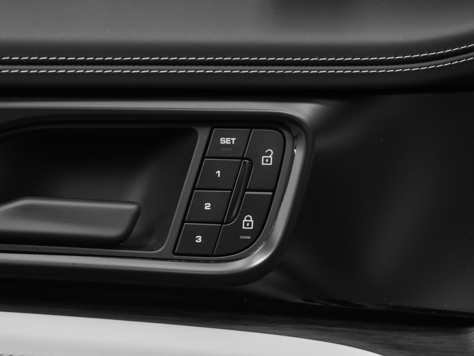 2026 Porsche Panamera Panamera 4 E-Hybrid