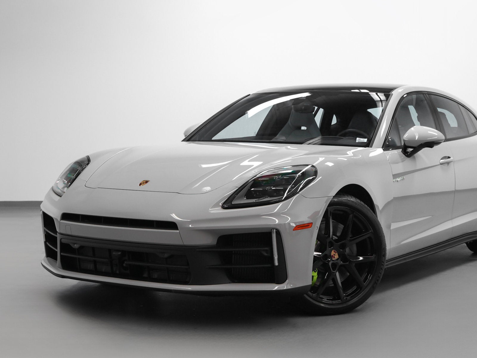 2026 Porsche Panamera Panamera 4 E-Hybrid