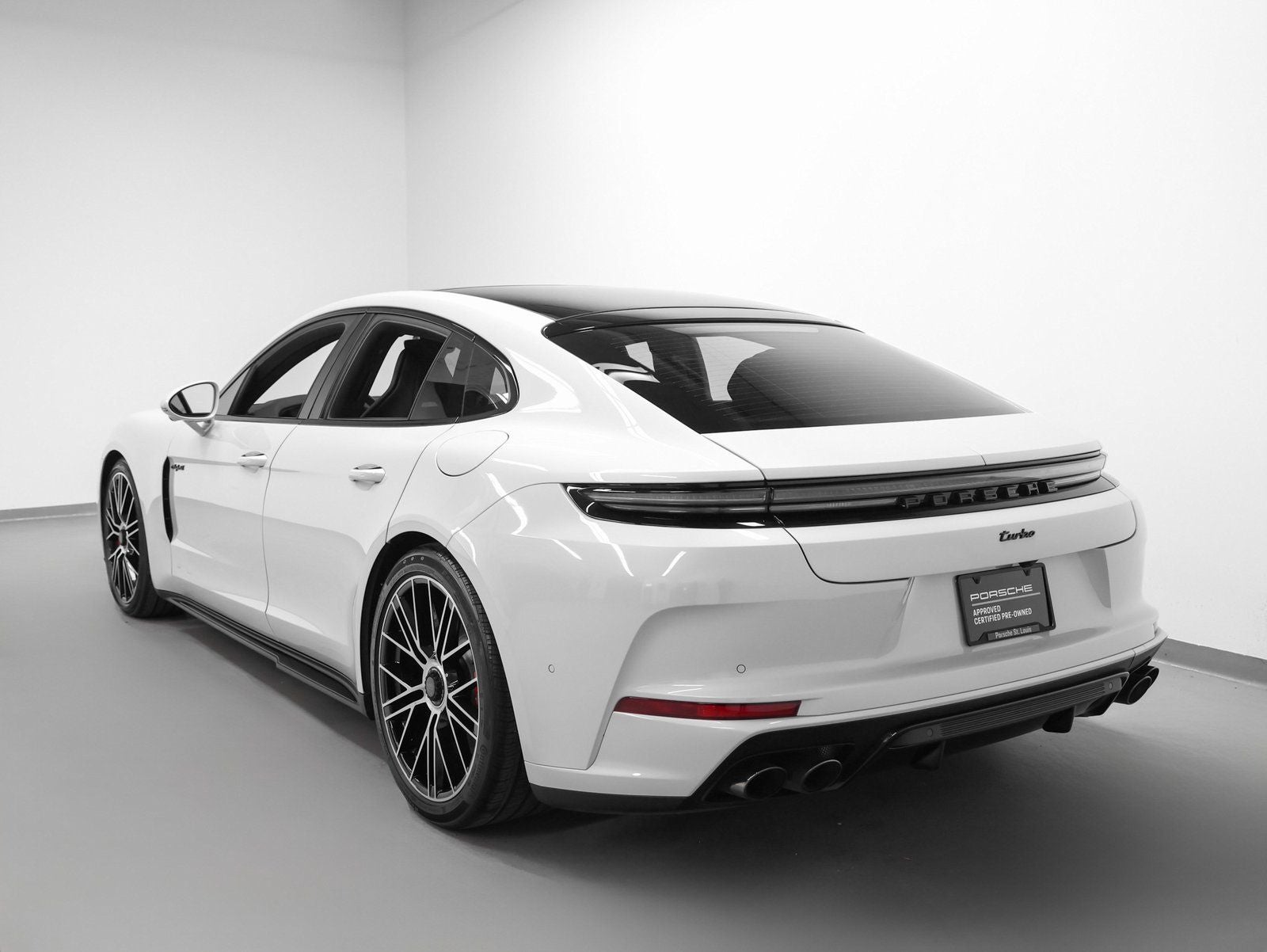 2025 Porsche Panamera Panamera Turbo E-Hybrid