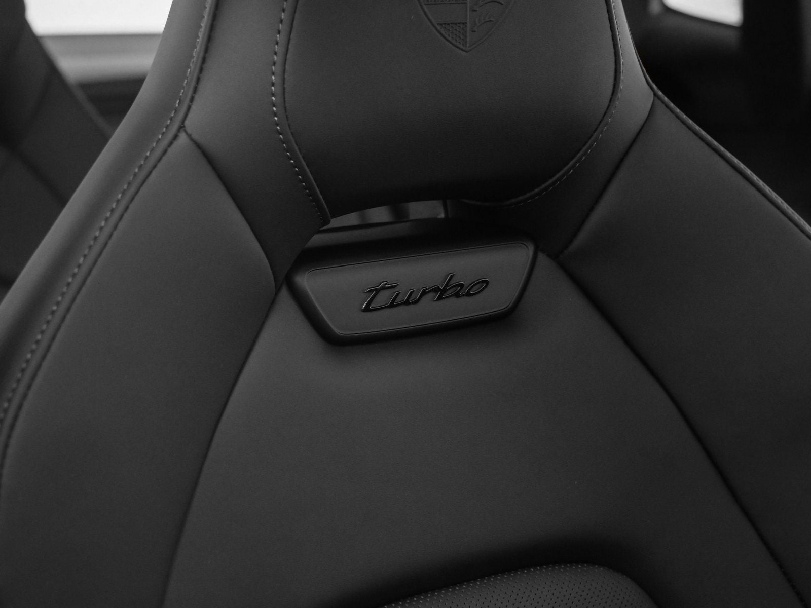 2025 Porsche Panamera Panamera Turbo E-Hybrid