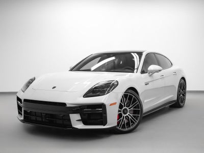 2025 Porsche Panamera Panamera Turbo E-Hybrid