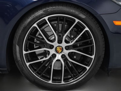 2023 Porsche Panamera GTS