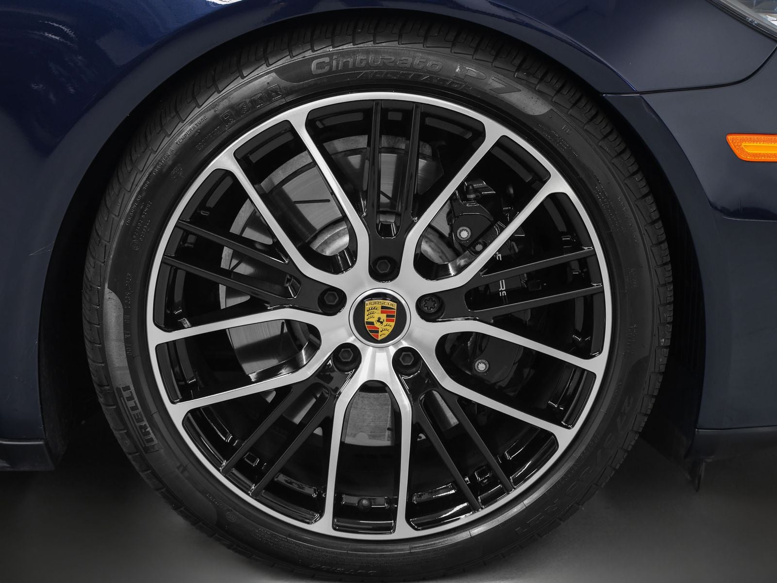 2023 Porsche Panamera GTS