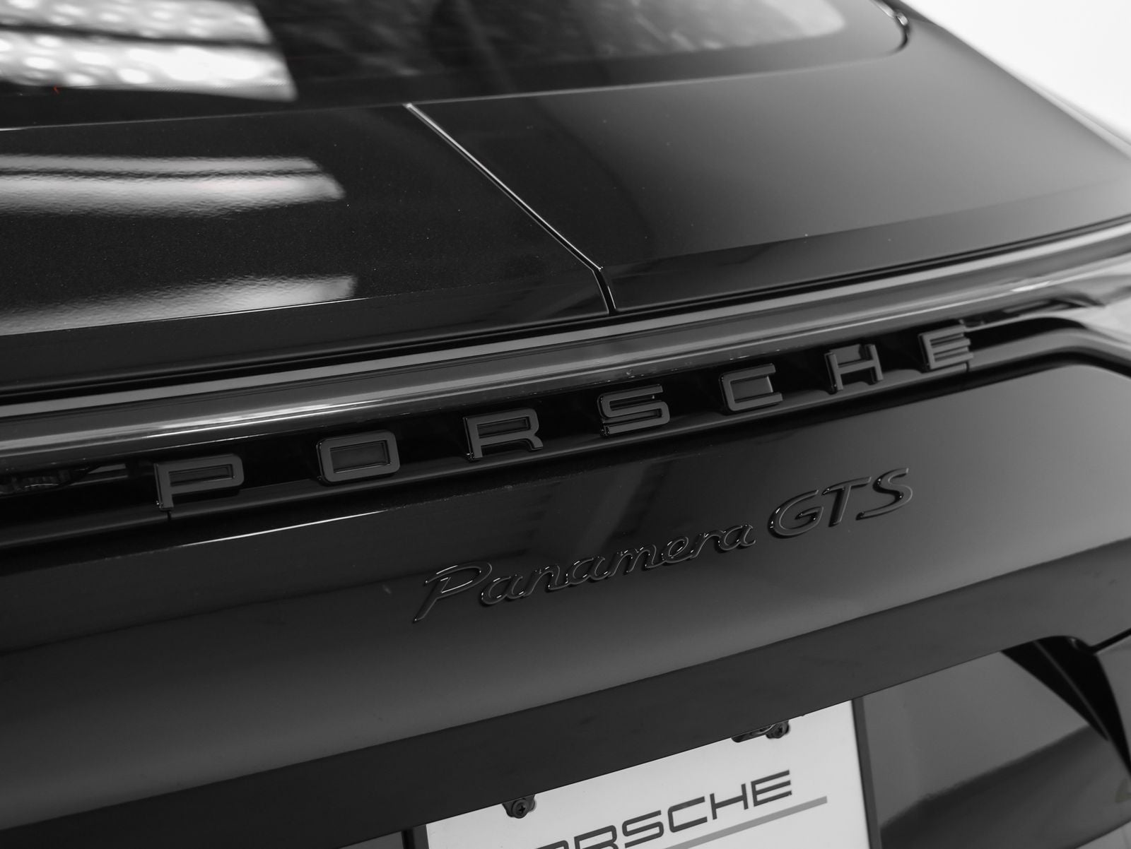 2023 Porsche Panamera Panamera GTS (MY23)