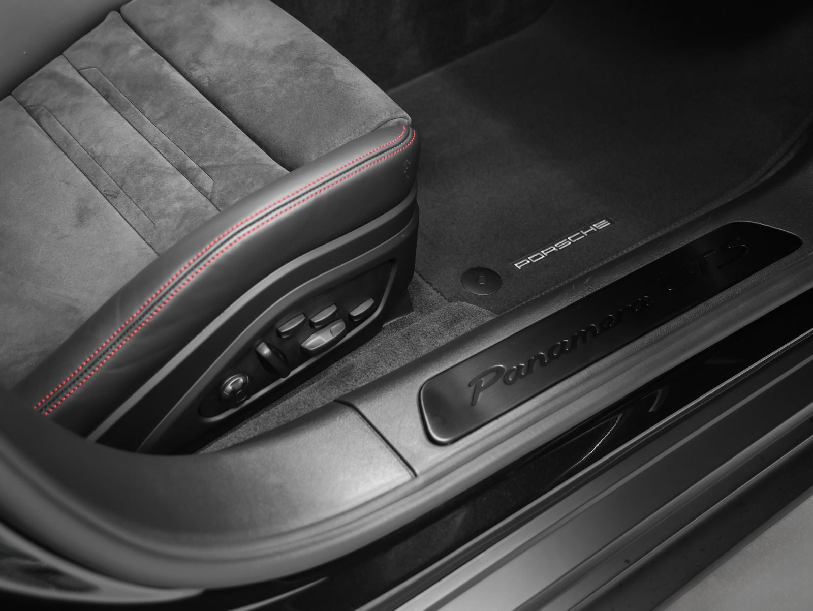 2023 Porsche Panamera Panamera GTS (MY23)