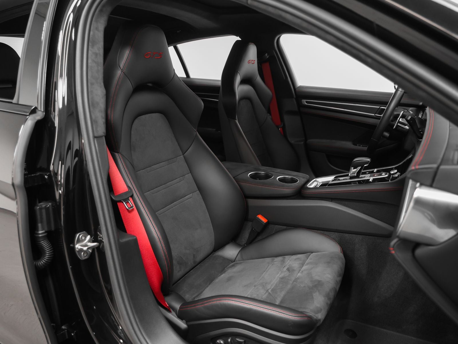 2023 Porsche Panamera Panamera GTS (MY23)