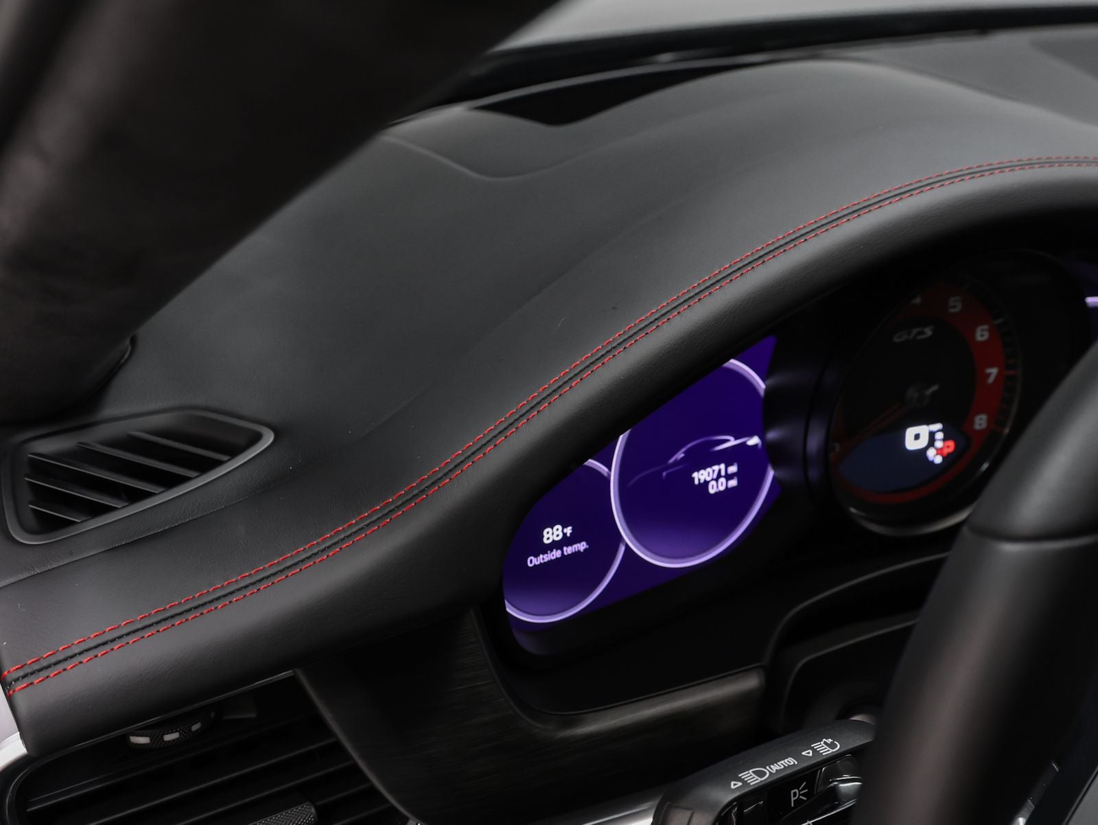 2023 Porsche Panamera Panamera GTS (MY23)