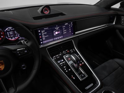 2023 Porsche Panamera Panamera GTS (MY23)