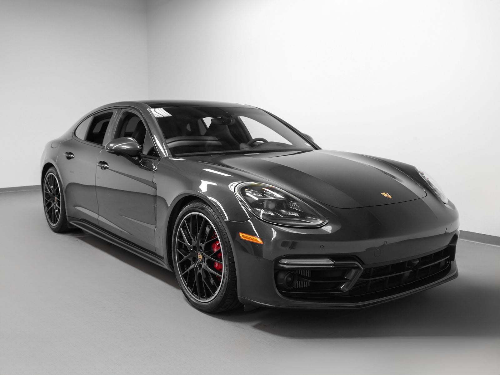 2023 Porsche Panamera GTS