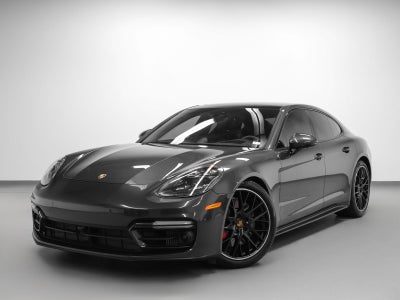 2023 Porsche Panamera GTS
