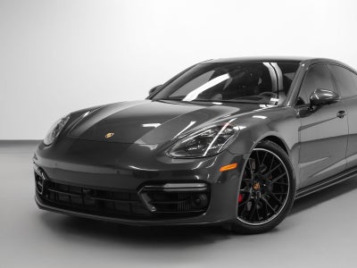 2023 Porsche Panamera GTS