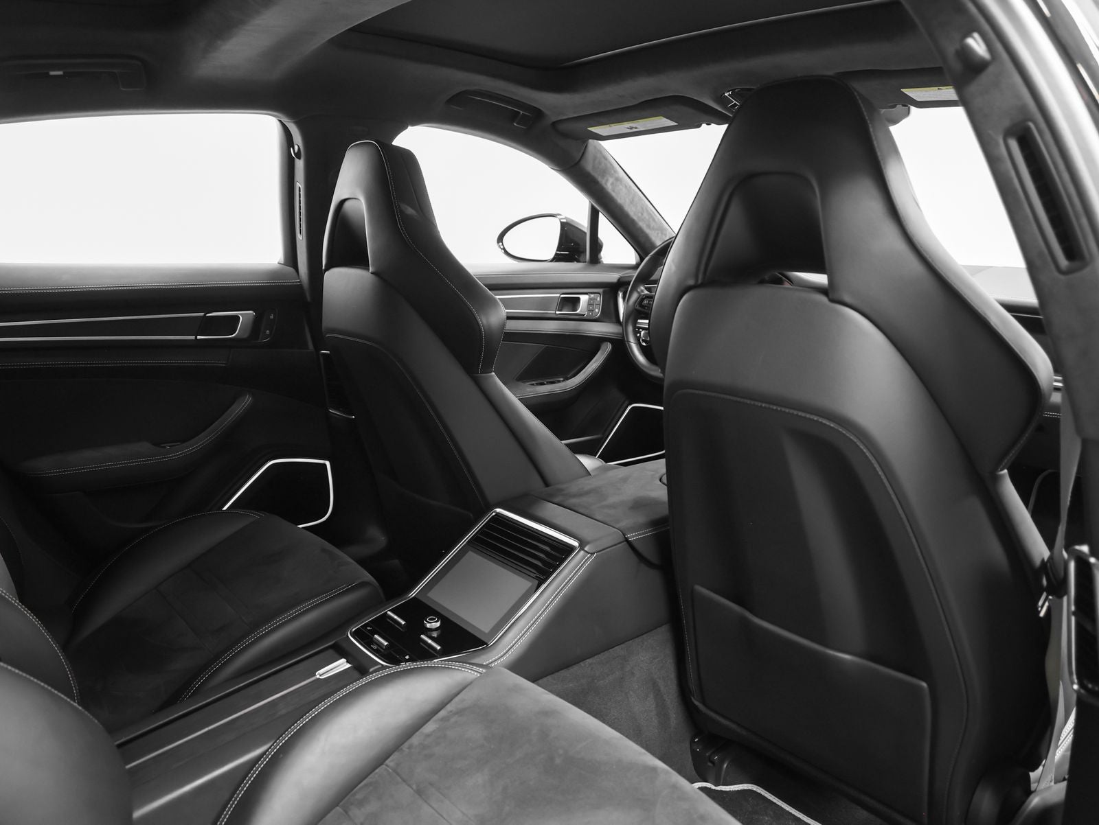 2023 Porsche Panamera GTS