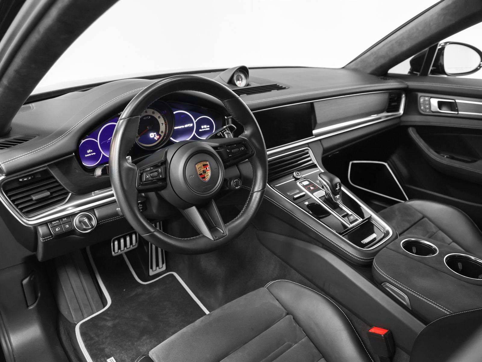 2023 Porsche Panamera GTS