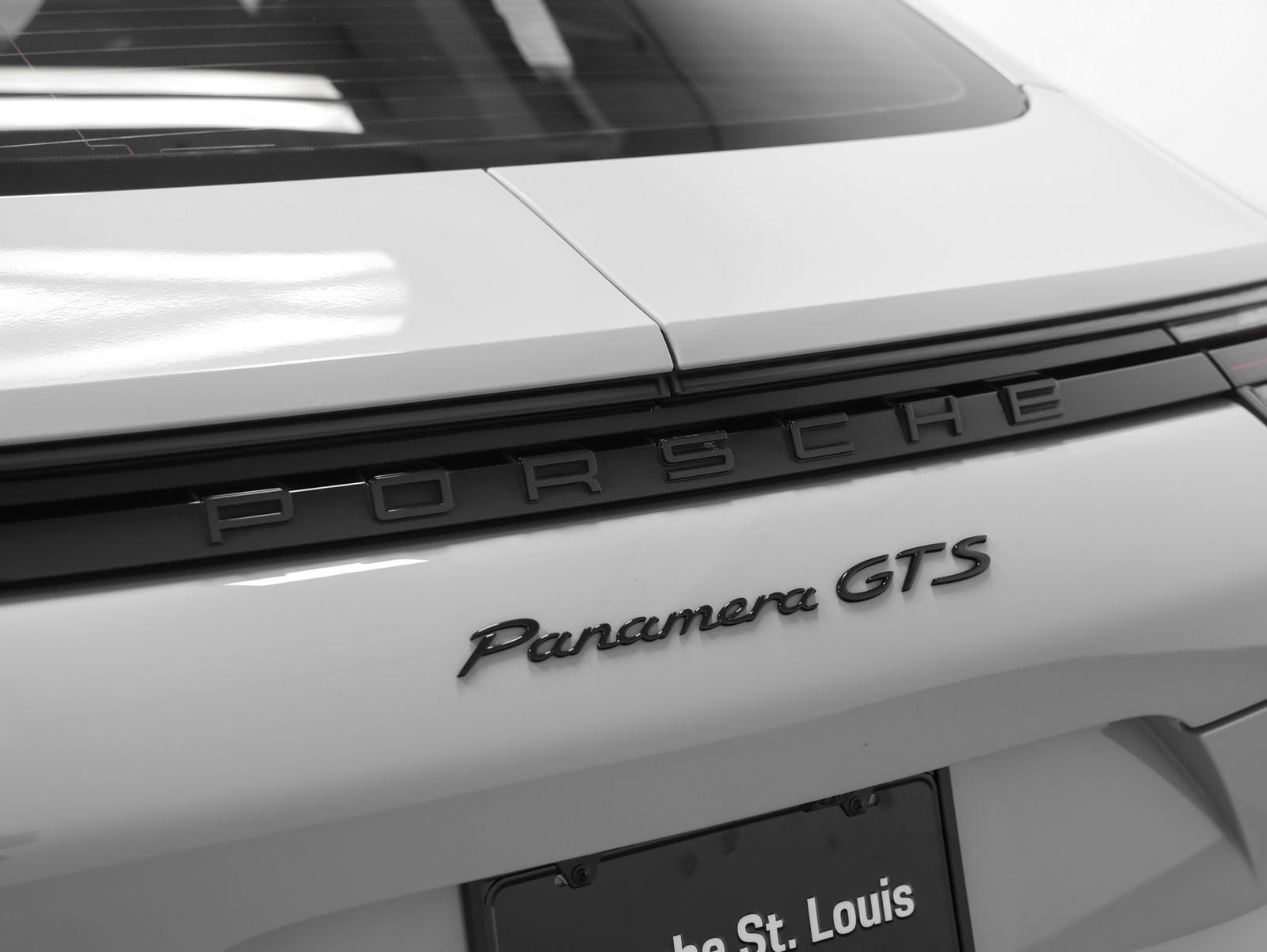 2020 Porsche Panamera Panamera GTS