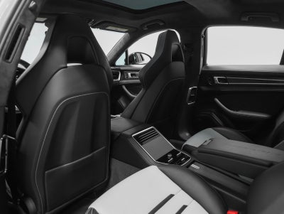 2020 Porsche Panamera Panamera GTS