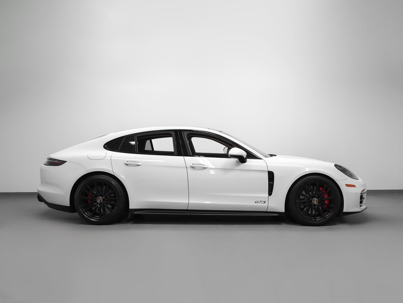 2021 Porsche Panamera GTS