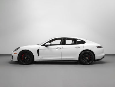 2021 Porsche Panamera GTS
