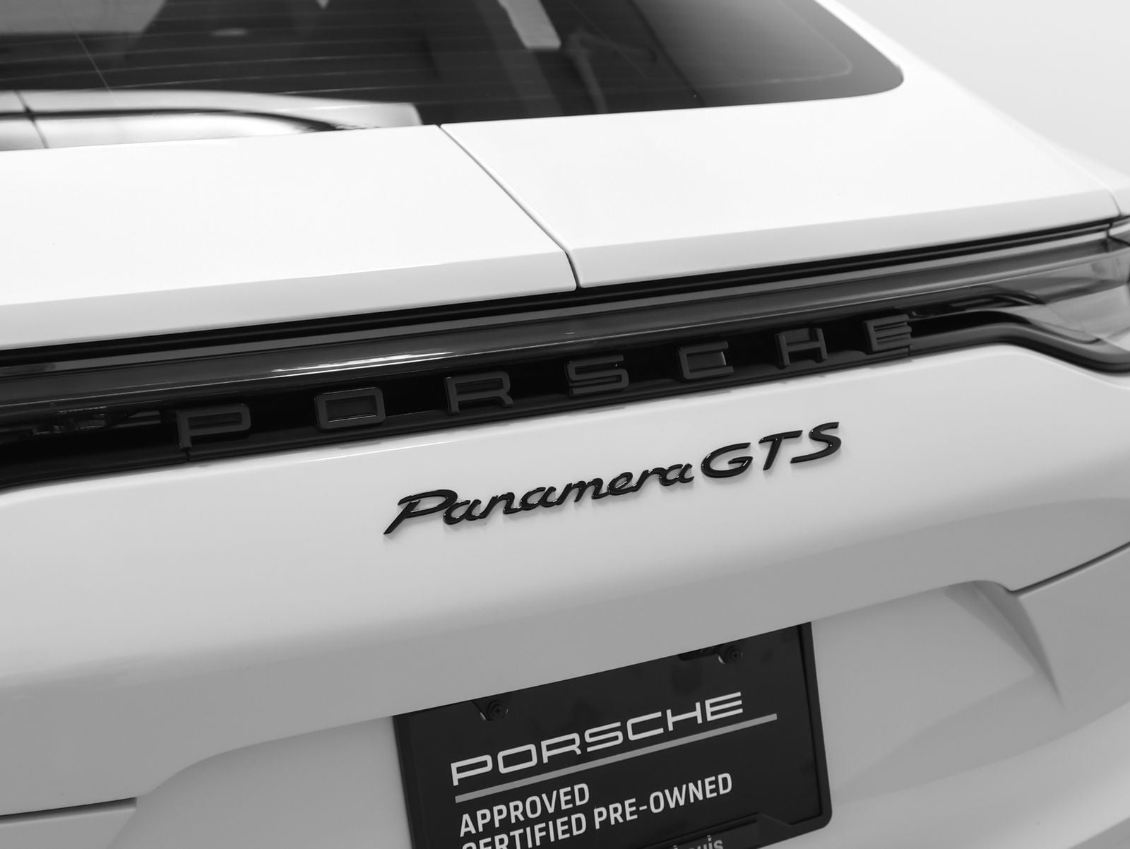 2021 Porsche Panamera GTS