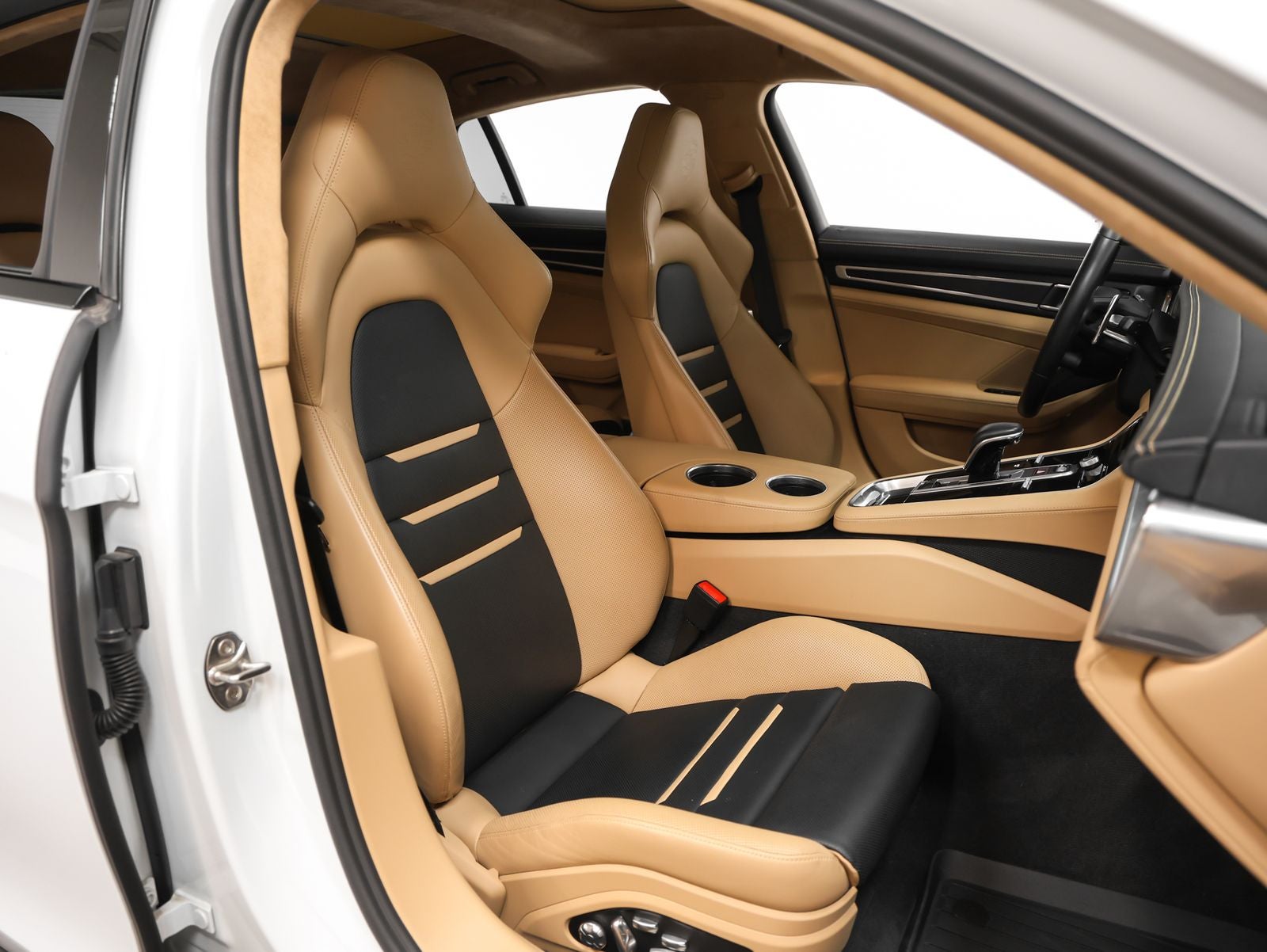 2021 Porsche Panamera GTS