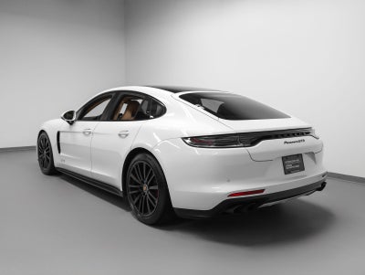 2021 Porsche Panamera GTS