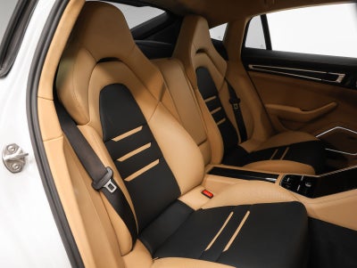 2021 Porsche Panamera GTS