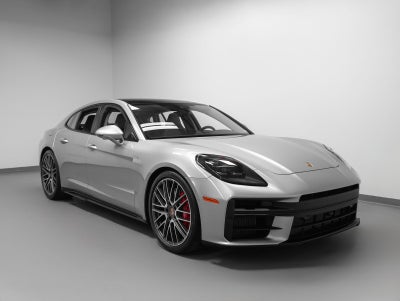 2026 Porsche Panamera Panamera GTS