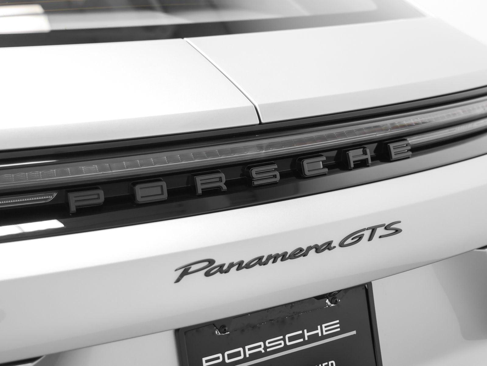 2026 Porsche Panamera Panamera GTS