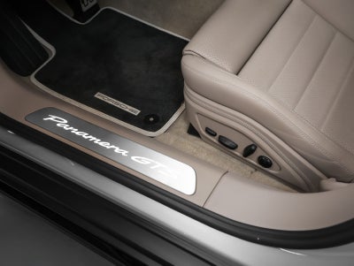 2026 Porsche Panamera Panamera GTS