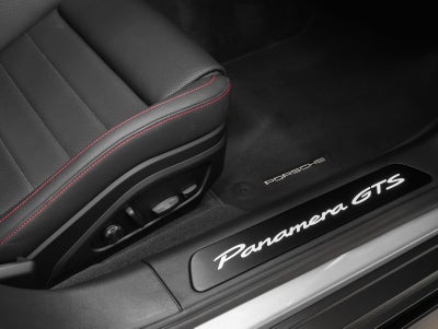 2025 Porsche Panamera GTS