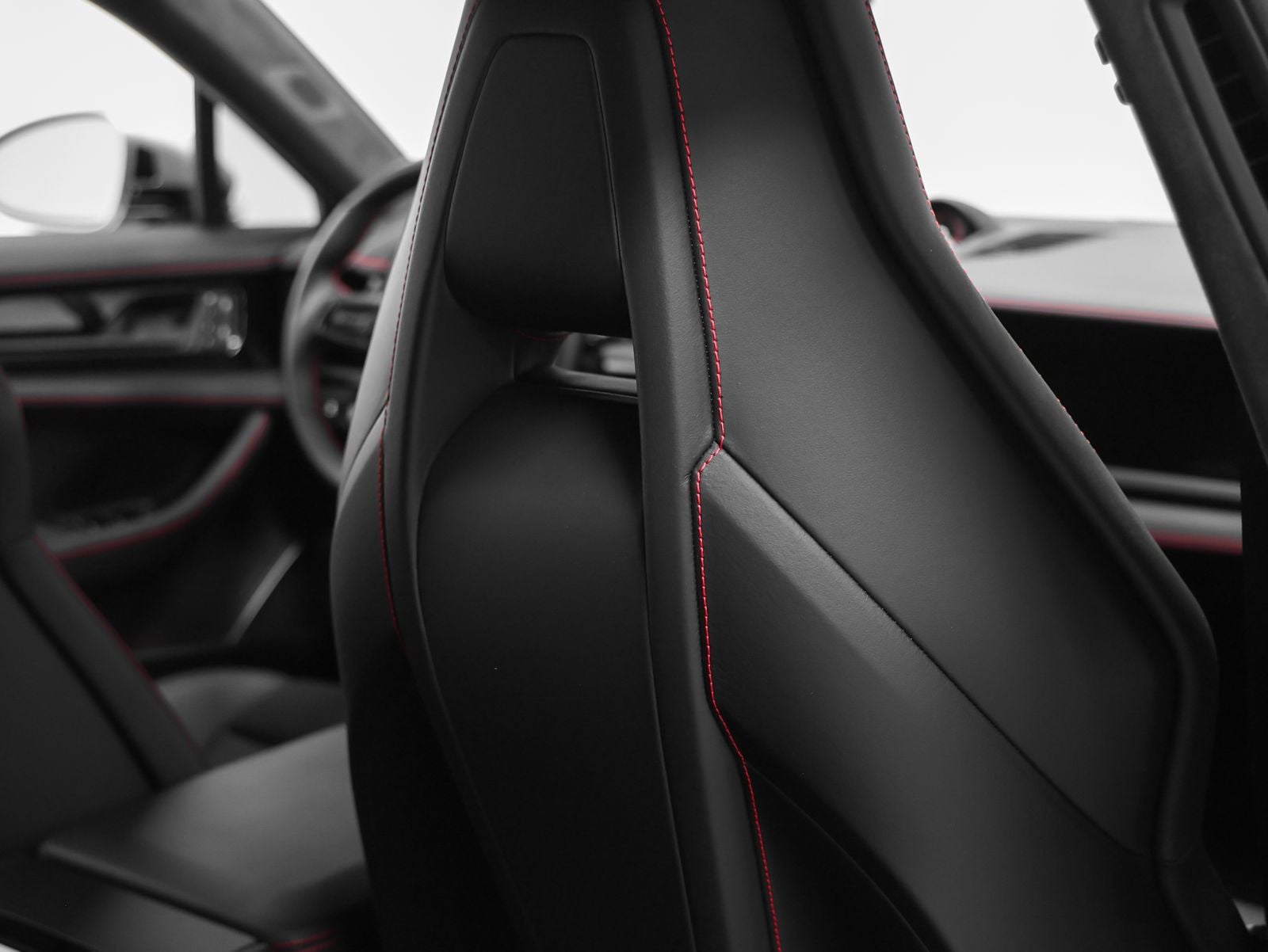 2025 Porsche Panamera GTS